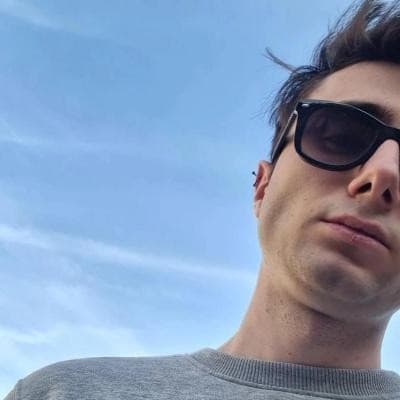 MIKEL CALVO